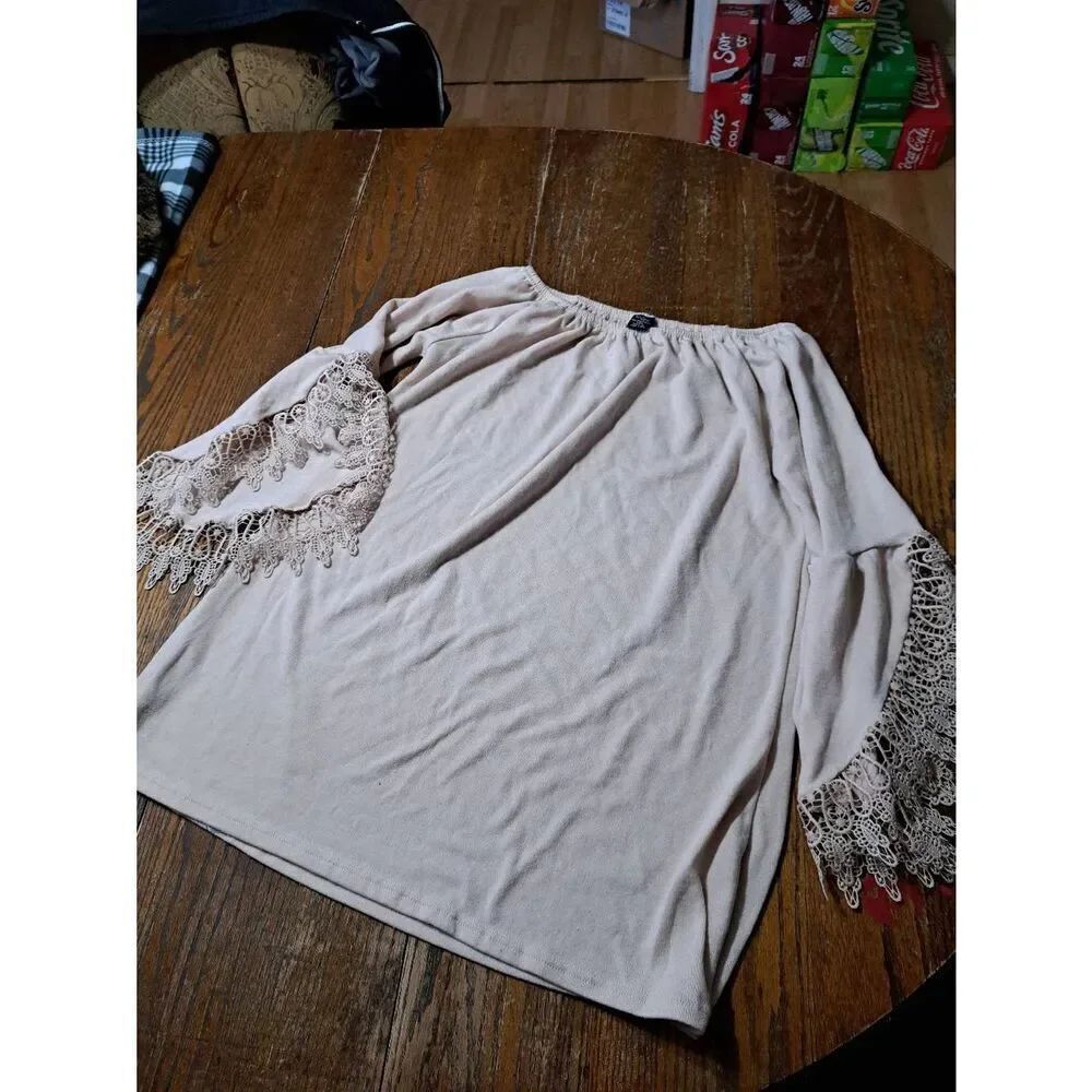 Large-XL Win Win Cream Khaki Open Sleeve Lace Knit Tunic Top Shirt